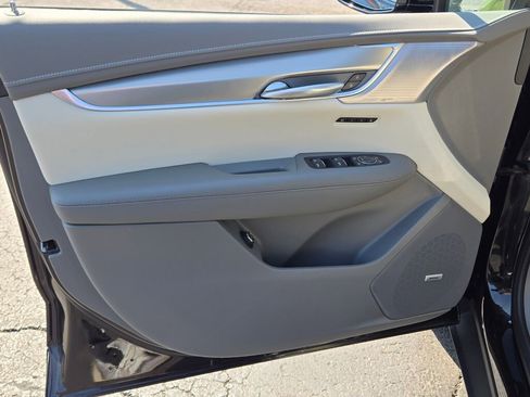 Used 2025 Cadillac XT5 Premium Luxury w/ LPO, Floor Liner Package image 33