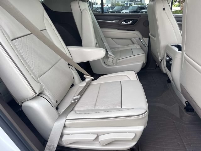 Used 2023 GMC Yukon Denali RWD image 12