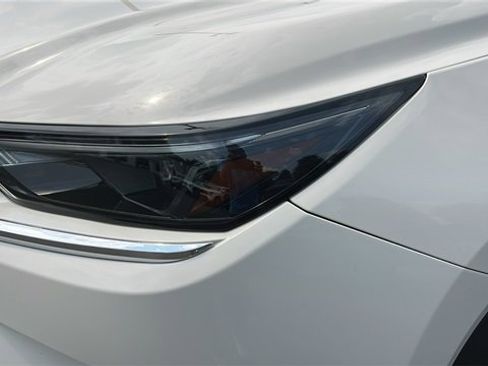 Used 2024 Toyota Grand Highlander AWD Hybrid image 7