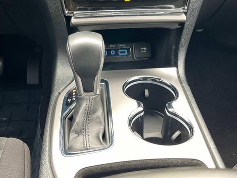 Certified 2022 Jeep Grand Cherokee Laredo E image 23