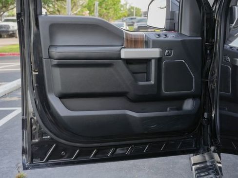 Used 2015 Ford F150 Lariat image 20