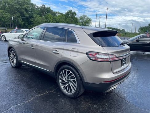 Used 2019 Lincoln Nautilus Reserve FWD image 4