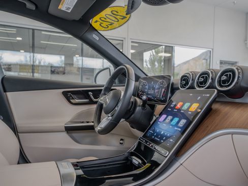 Certified 2025 Mercedes-Benz C 300 4MATIC Sedan image 18