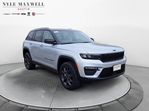 New 2025 Jeep Grand Cherokee Limited image 2