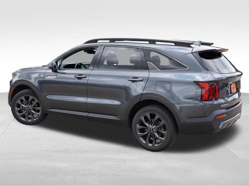 Certified 2023 Kia Sorento X-Line EX AWD/4WD image 8