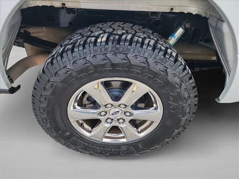 Used 2018 Ford F150 XLT w/ Equipment Group 302A Luxury image 11