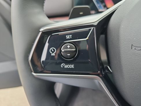 Used 2024 BMW 540i xDrive image 23