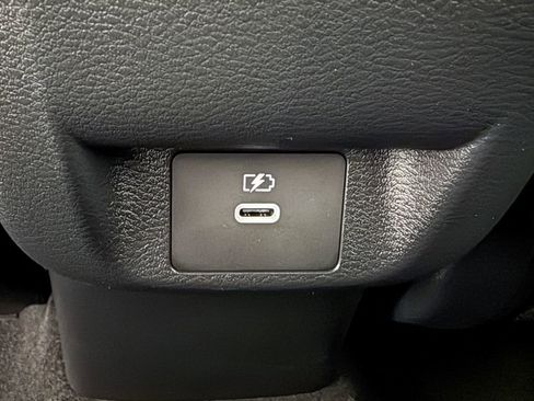 Certified 2025 Nissan Versa SV w/ Trunk Package FWD image 31