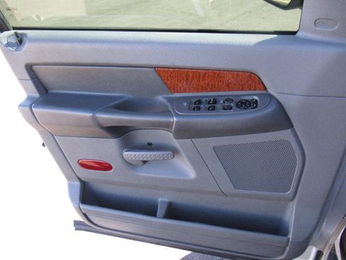 Used 2006 Dodge Ram 2500 Truck SLT w/ Trailer Tow Group image 5