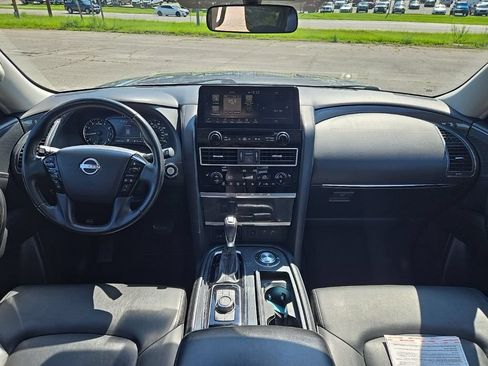 Used 2022 Nissan Armada SV RWD image 3
