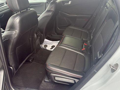 Used 2025 Ford Escape ST-Line Select image 15