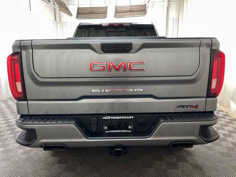 Certified 2022 GMC Sierra 1500 AT4 w/ AT4 Premium Package AWD/4WD image 21