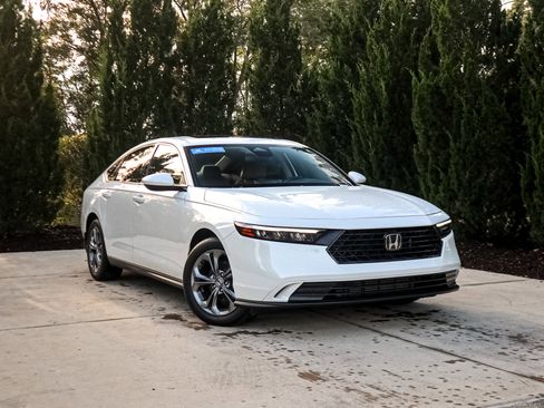 Certified 2024 Honda Accord EX image 2