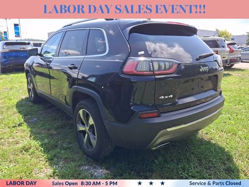Used 2019 Jeep Cherokee Limited AWD/4WD image 6