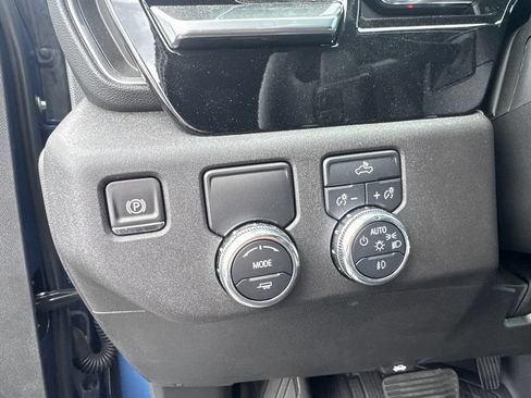 Certified 2025 GMC Sierra 1500 Elevation w/ LPO, GMC Protection Package RWD image 23