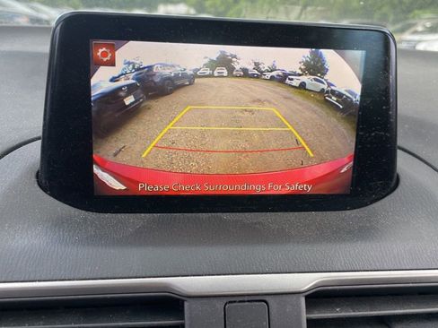 Used 2017 MAZDA MAZDA3 Sport FWD image 8