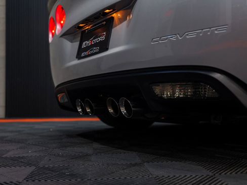 Used 2009 Chevrolet Corvette Z06 w/ Preferred Equipment Group image 25