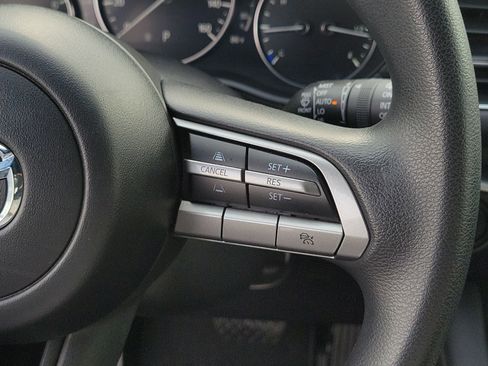 Used 2022 MAZDA MAZDA3 s image 26