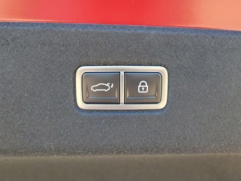 New 2025 Hyundai Ioniq 6 SE image 32