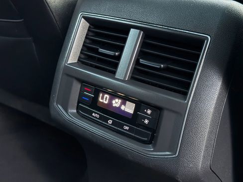 Used 2018 Volkswagen Atlas SEL image 47