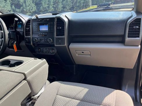 Used 2018 Ford F150 XLT AWD/4WD image 34