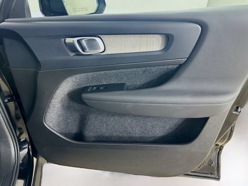 Used 2026 Volvo XC40 B5 Plus AWD/4WD image 41