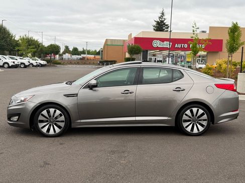 Used 2012 Kia Optima SX w/ Premium Pkg FWD image 7