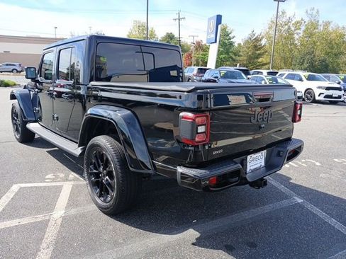 Used 2022 Jeep Gladiator Overland image 5