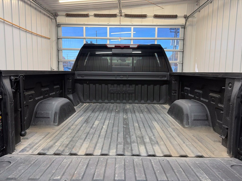 Used 2025 GMC Sierra 1500 Denali AWD/4WD image 22