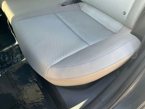 Used 2020 Kia Soul LX image 29