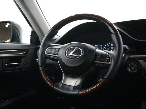 Used 2017 Lexus ES 350 w/ Luxury Package FWD image 14