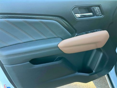 New 2026 GMC Canyon AT4 w/ Technology Plus Package image 18