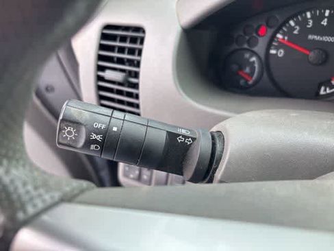 Used 2014 Nissan Frontier SV RWD image 15