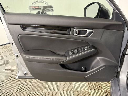 Used 2023 Honda Civic Sport Touring image 11