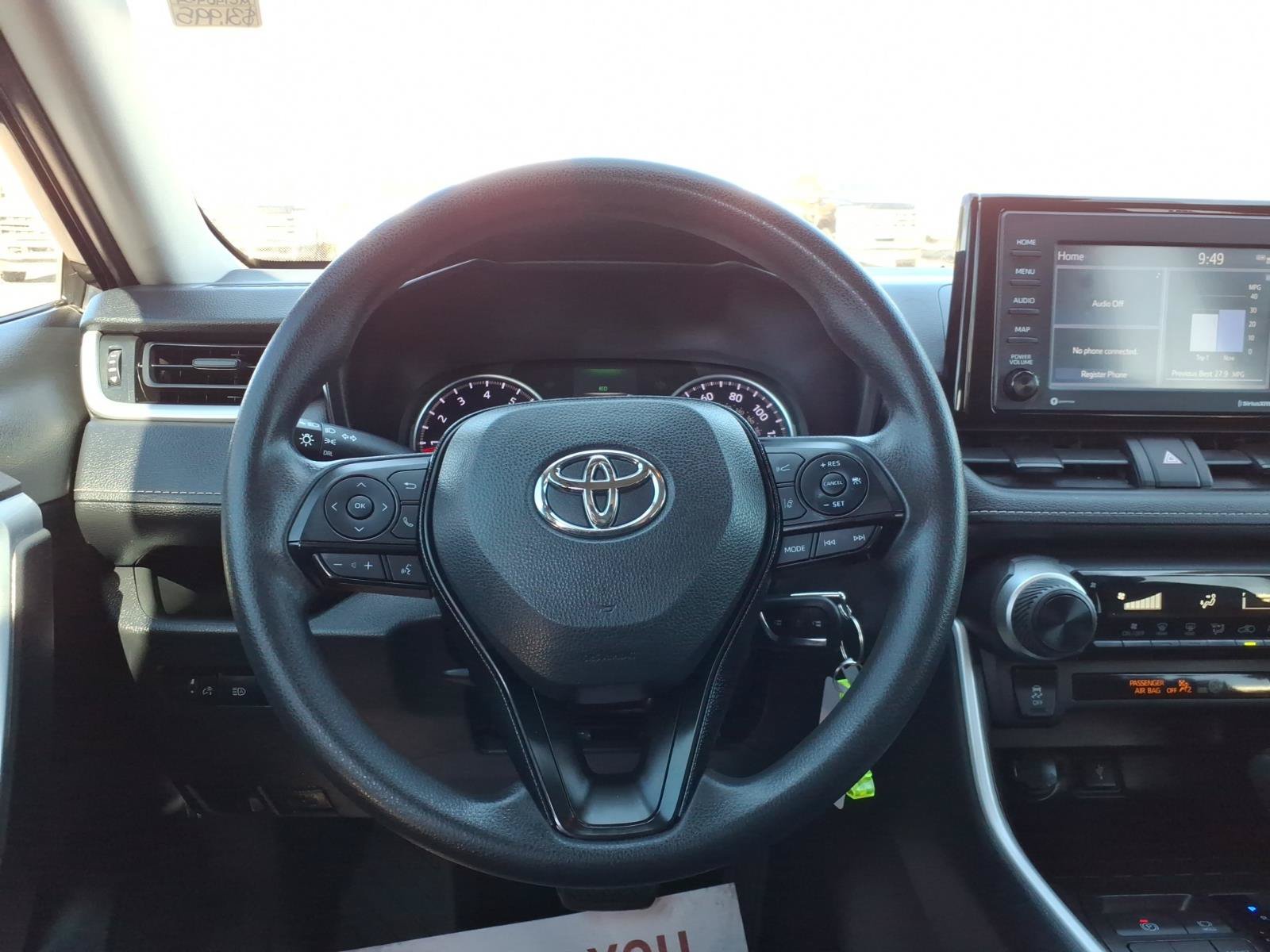 Used 2021 Toyota RAV4 LE w/ Carpet Mat Package (TMS) FWD image 18