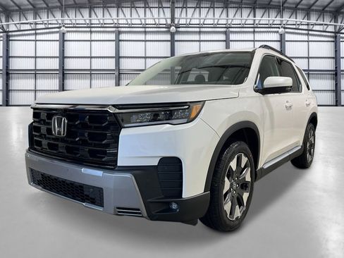 New 2026 Honda Pilot Touring image 1