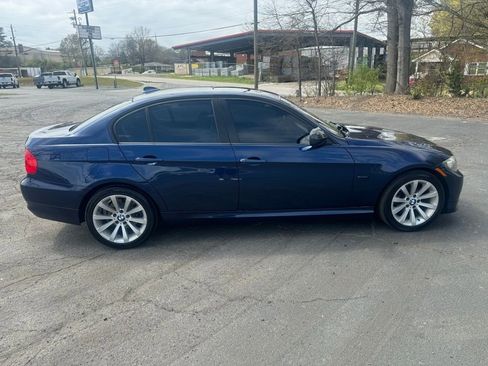 Used 2011 BMW 328i Sedan RWD image 11