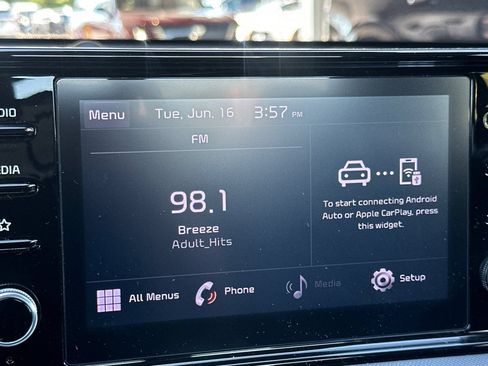 Used 2024 Kia K5 LXS FWD image 25