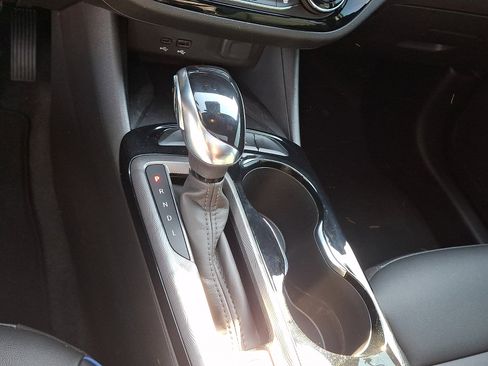 Used 2024 Buick Envista Sport Touring w/ Convenience I Package FWD image 15