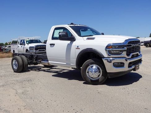 New 2026 RAM 3500 Tradesman AWD/4WD image 4