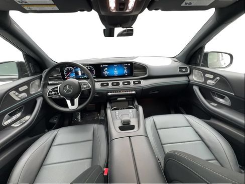 Used 2023 Mercedes-Benz GLE 450 4MATIC w/ AMG Line Exterior image 35