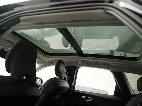 New 2026 Volvo XC60 B5 Plus w/ Protection Package Premier AWD/4WD image 22