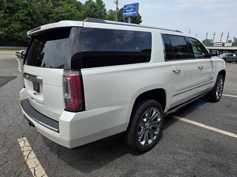 Used 2016 GMC Yukon XL Denali w/ Open Road Package RWD image 6