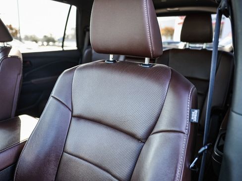 Used 2024 Honda Passport EX-L image 18