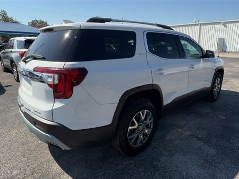 Certified 2021 GMC Acadia SLT w/ Trailering Package image 8