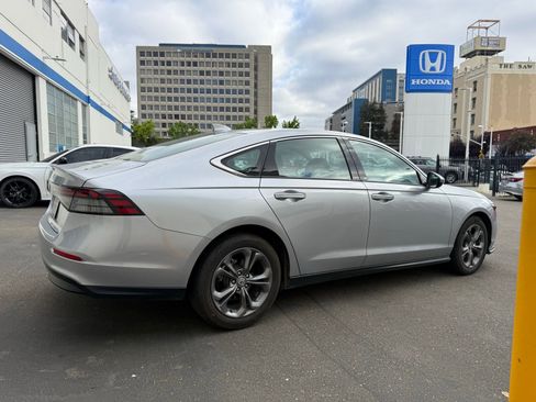 Used 2024 Honda Accord EX image 7