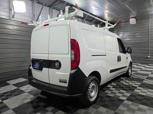 Used 2019 RAM ProMaster City Tradesman image 4
