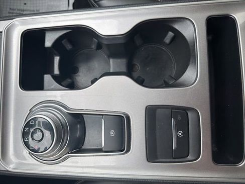 Used 2023 Ford Edge SEL image 34