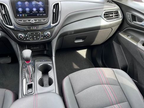 Used 2023 Chevrolet Equinox RS AWD/4WD image 27