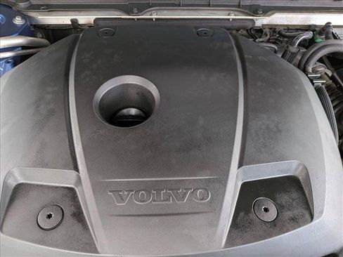 Used 2016 Volvo XC90 T6 R-Design w/ Protection Package Plus AWD/4WD image 23
